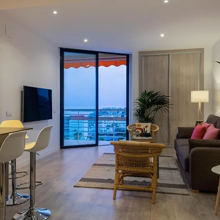 Precioso Con Fabulosas Vistas Al Mar *