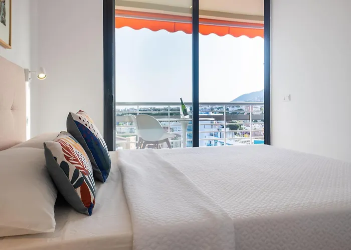 Casa Alejandro - Vistas Al Mar Апартаменты Торремолинос